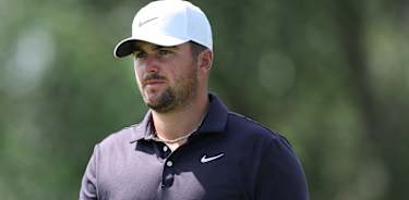 Photo of $Chris $GOTTERUP