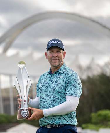 Bekker wins the Jonsson Workwear Durban Open