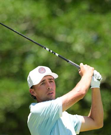 David Puig out in front on day four