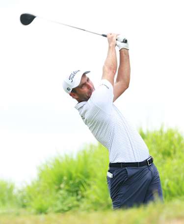 Big finish sends Molinari flying on home soil