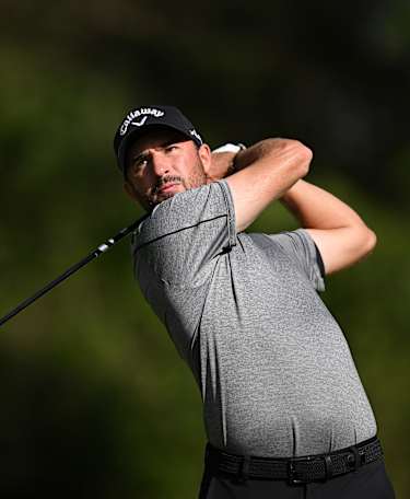 Lacroix shares halfway lead with Jarvis