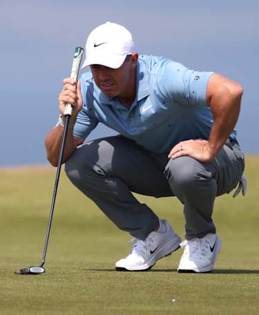 Smith, Kim and McIlroy lead into the weekend in Scotland