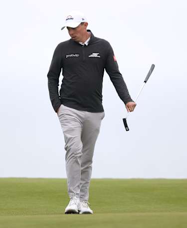 Play suspended overnight, set to resume at 7am