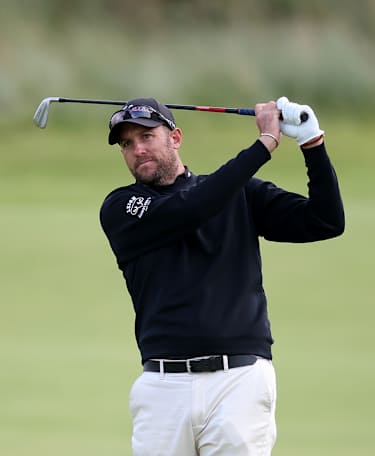 Southgate leads at halfway in Scotland