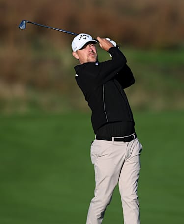 Winther sets the early target on day two