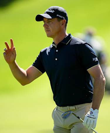 Forrest holds halfway lead in Spanish capital