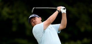Albertse moves two clear in Ireland