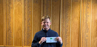 Flanagan leads 20 players through to second stage in England
