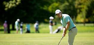 Van der Vight fires 59 to lead in Germany