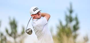 Mason hits the front in Finland