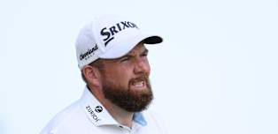 WATCH: Shane Lowry holes 75-foot birdie putt at the 15th