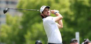 WATCH | Gregorio De Leo does not realise eagle hole-out