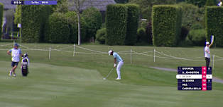 Gregorio De Leo eagles the 10th hole