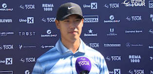 Wenyi Ding: I changed my swing a little but and today it was working