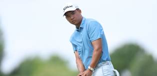 WATCH | Yanhan Zhou hits miraculous approach at the fifth