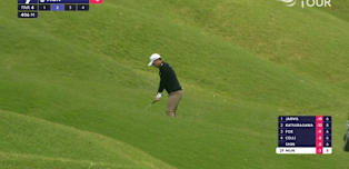 Doyeob Mun hits a peach into the ninth green