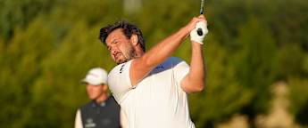 Decottignies-Lafon leads in Czech Republic 