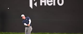 WATCH: Jayden Schaper chips in at the 1st