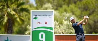 Vidal breezes into Cadiz lead