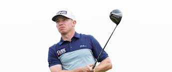 Enefer sets course record to lead in Scotland