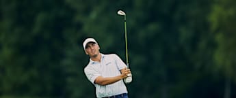 Hammer takes first round lead in Estonia