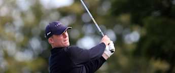 Andersen breaks course record to move three clear in Ireland