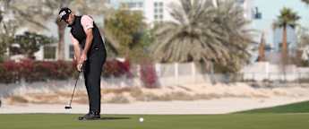 Callum Tarren overcomes slow start to lead by two at halfway mark