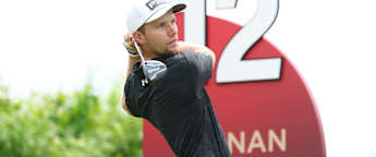 Graduates climb Race to Dubai Rankings