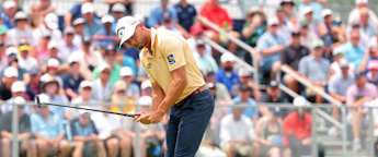 Sam Burns leads U.S. Open by one at midway point after second-round 65