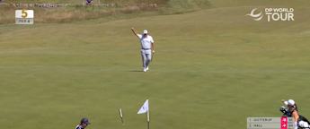 Sami Välimäki holes huge eagle putt at the fifth