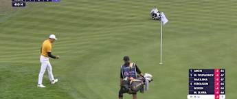 Haotong Li saves par with a chip-in at the sixth