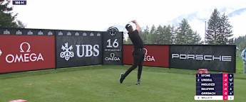 Danny Willett goes flag hunting at the 16th