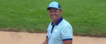 WATCH | Daniel van Tonder holes a bunker shot at the fifth