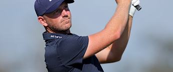 WATCH | Matt Wallace chips in for eagle at the fourth