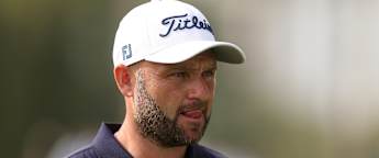 WATCH: Andy Sullivan hits 'gem' to set up closing eagle