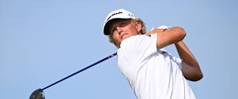 WATCH: Martin Couvra miraculously saves par at the last