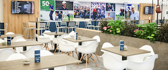 72 Signature Lounge
