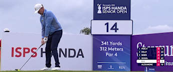 WATCH | Ernie Els drives to ten feet at the par-four 14th