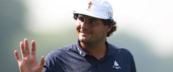 Eugenio Chacarra leads at halfway to boost Race to Dubai bid