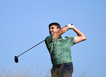 Hernandez Cabezuela sets the pace in Finland