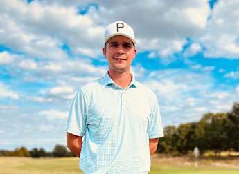 Makinen leads 19 players through to second stage in Germany