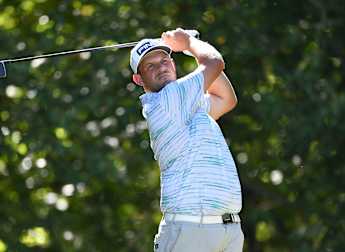 Ritchie rises to the top in Italy