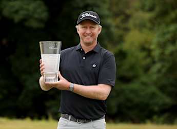 Harding returns to winner's circle in Ireland 