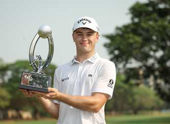 Berry holds nerve to claim maiden HotelPlanner Tour win in play-off