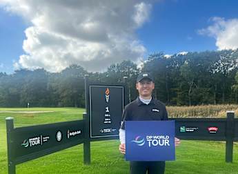 Epson leads 13 players through to second stage in Denmark
