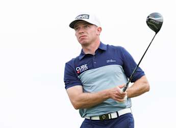 Enefer sets course record to lead in Scotland