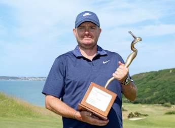 Morrison keeps his cool to triumph in Brittany