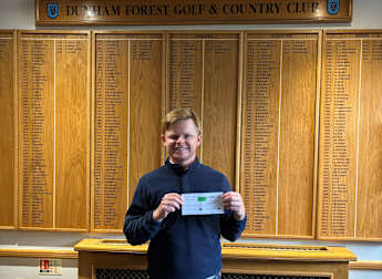 Flanagan leads 20 players through to second stage in England