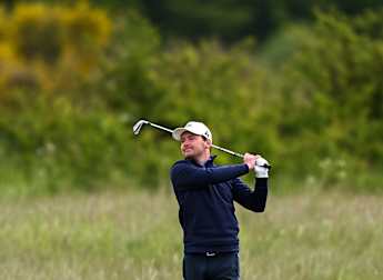 Fyfe takes lead in testing Bogense conditions