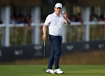 MacIntyre, Fitzpatrick and Lee part of three-way tie after delayed third round at Genesis Scottish Open 